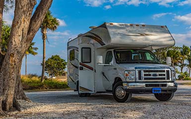 Las Vegas RV Parks for Older RVs (10+ years old)