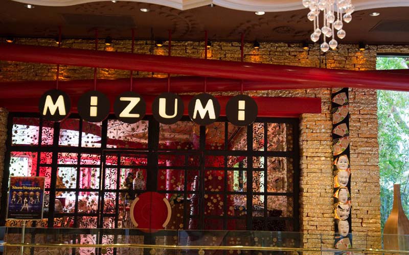 Muzumi is one of the best seafood restaurants on the Vegas Strip. 