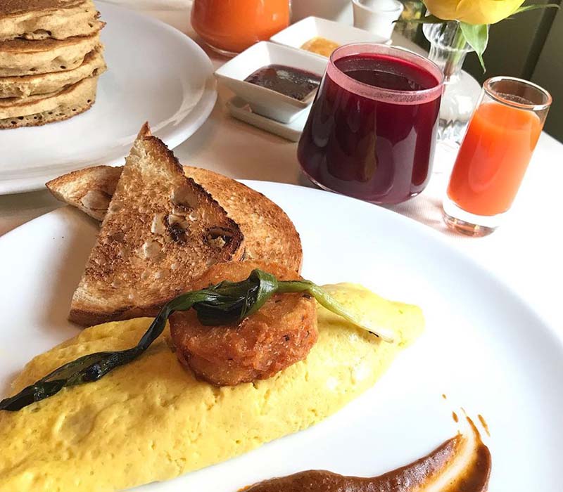 Ordering food at Tableau, which serves one of the best brunches in Las Vegas.